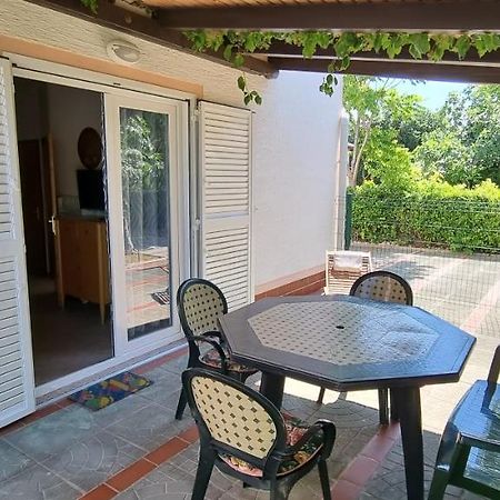 Apartmani Karla Baška Buitenkant foto