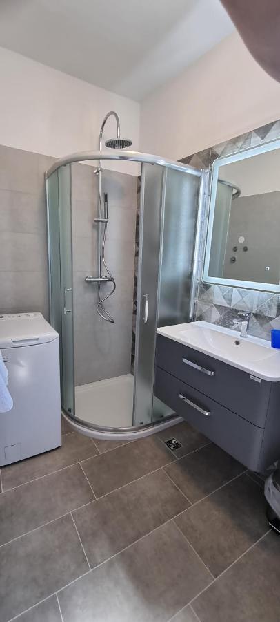 Apartmani Karla Baška Buitenkant foto